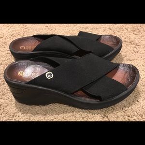 Bzee Sandal